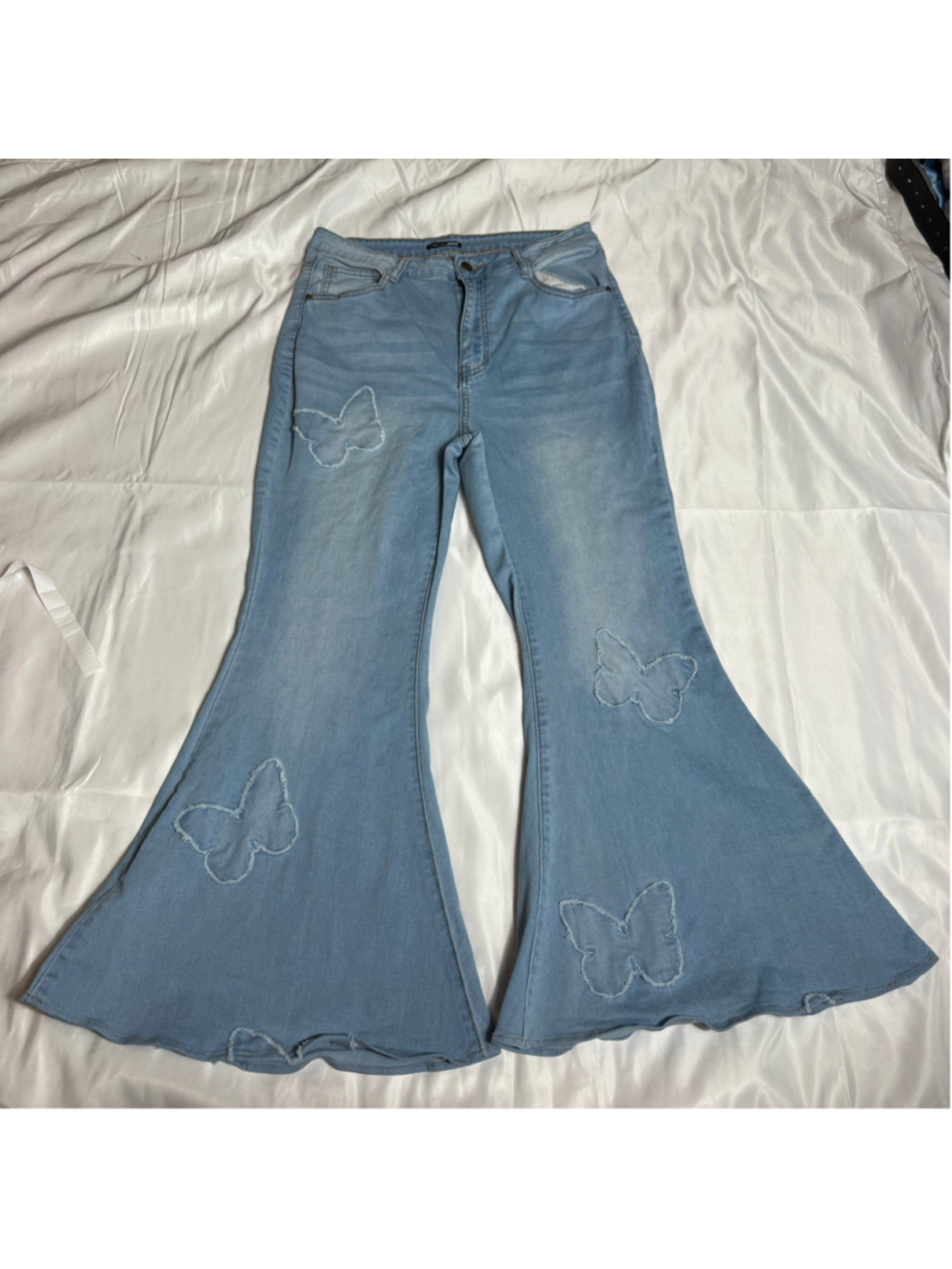 Women's Fashion Nova Flare Jeans Size 13 Blue Butterfly Detail